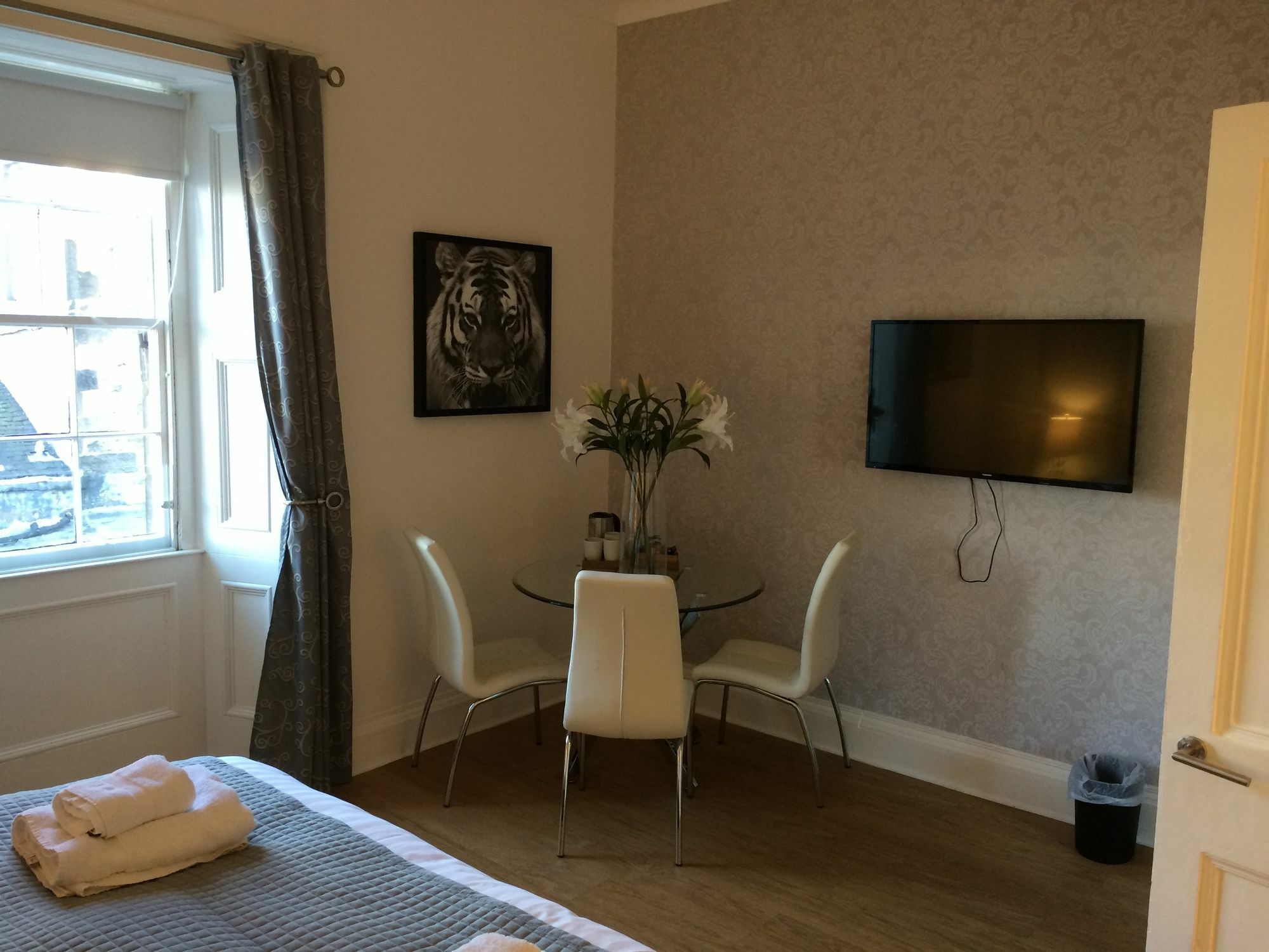 Hanover 71 Suites Единбург Екстер'єр фото