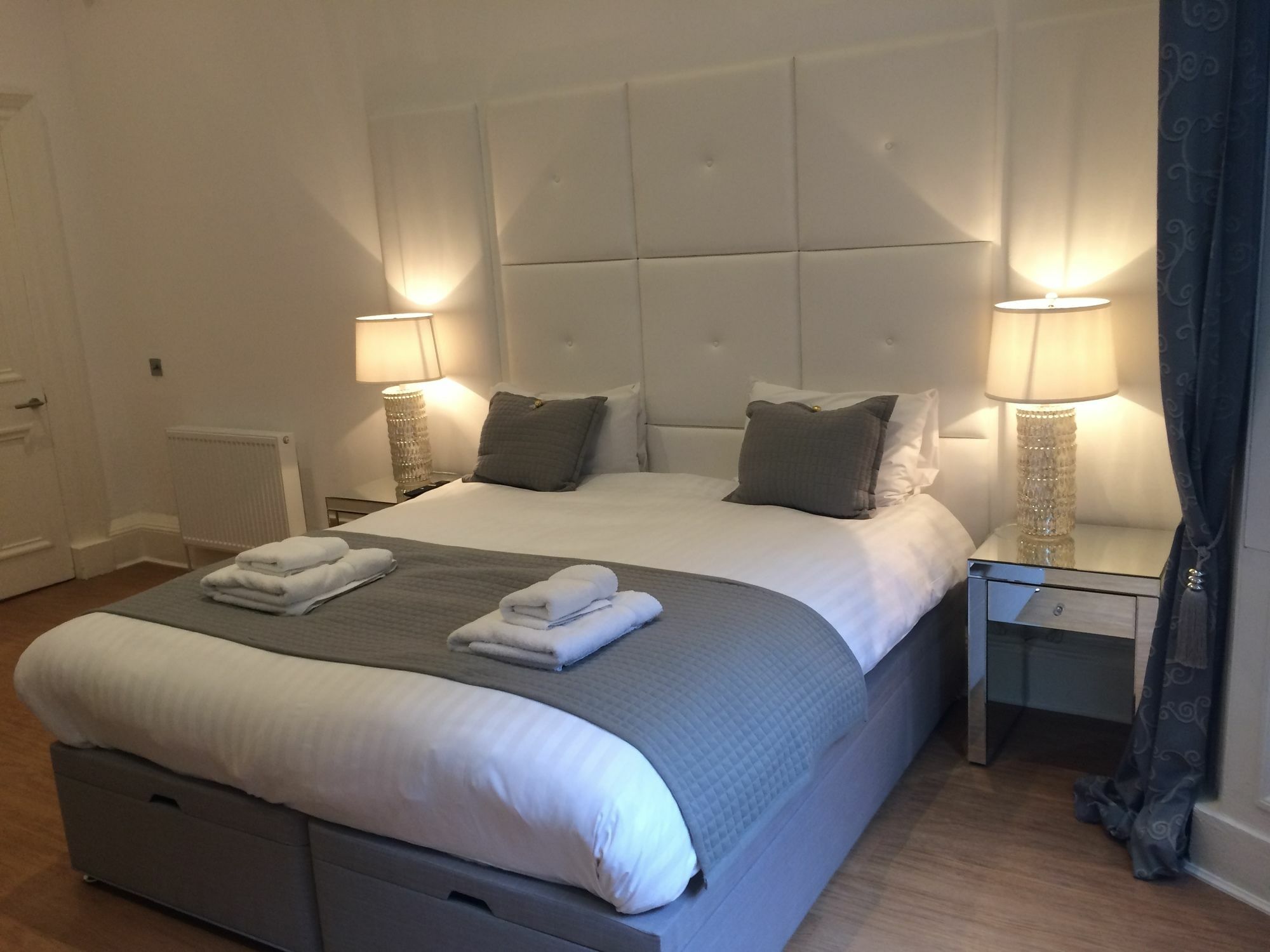 Hanover 71 Suites Единбург Екстер'єр фото